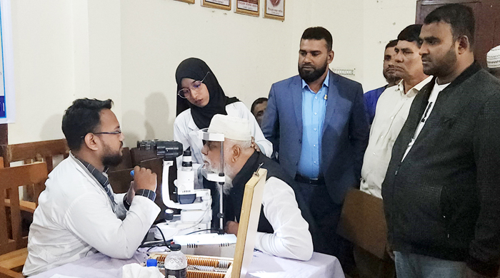  রাজবাড়ী-১ আসনের গণঅধিকার পরিষদের প্রার্থী জাহাঙ্গীর খানের উদ্যোগে ফ্রি মেডিকেল ক্যাম্প 